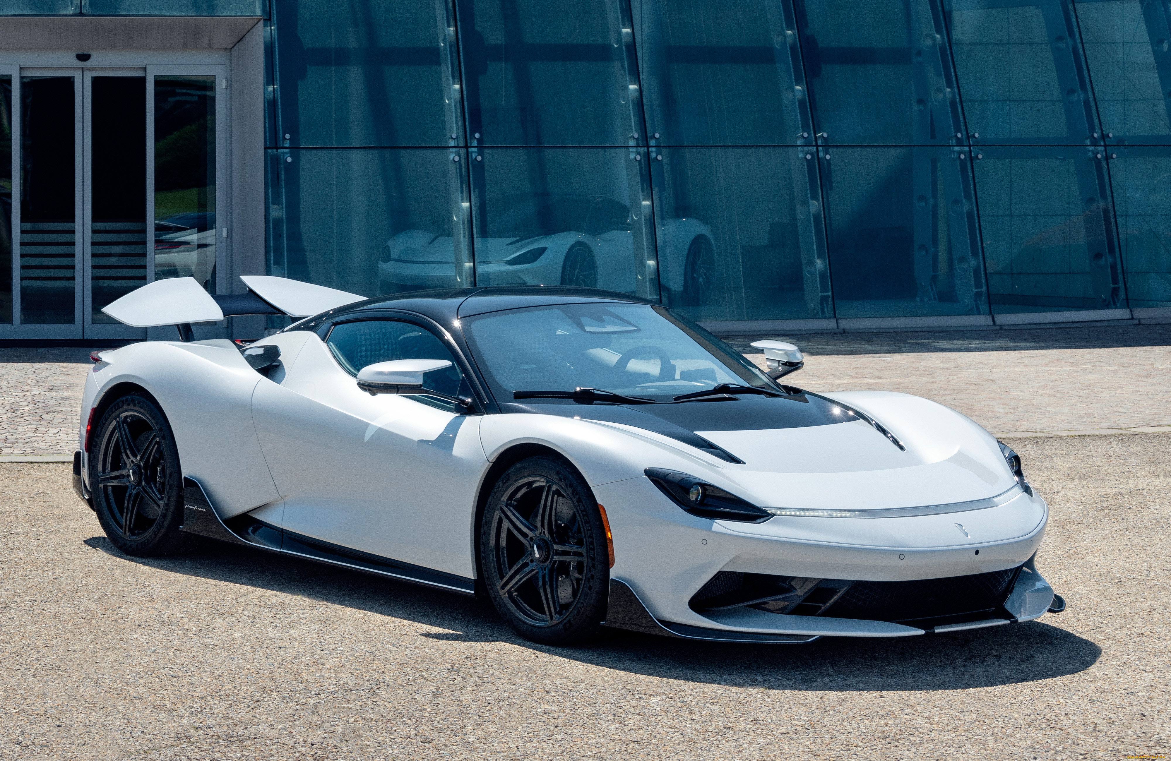 ����������, pininfarina